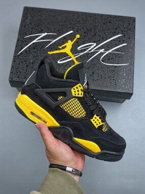 Air Jordan 4 Retro Yellow Thunder -Men’s Black/Yellow Classic Sneakers